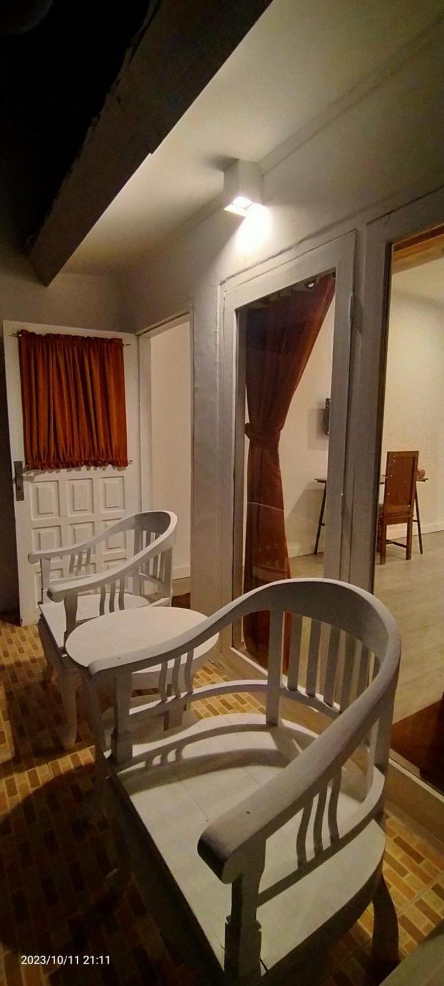 Spear Beach House Kuta  Екстер'єр фото
